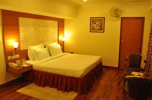 Grand Continental Hotel Prayagraj Ngoại thất bức ảnh